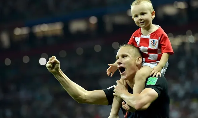 Vida pasó del infierno a la gloria en un mismo partido