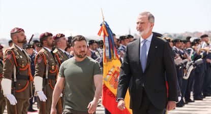 Felipe VI y Pedro Sánchez trasladaron a Zelenski su apoyo a Ucrania en el Día de la Independencia