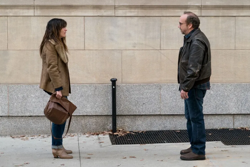Kathryn Hahn y Paul Giamatti protagonizan a una pareja de intelectuales neoyorquinos