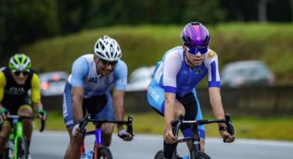 Eric Fagúndez con la malla de Uruguay