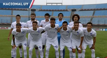 Nacional festejó el título...en tercera