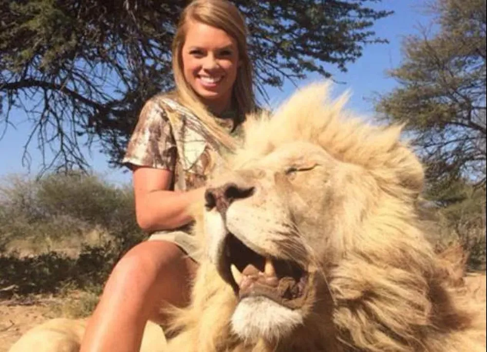 Una de las imágenes de la porrista Kendall Jones