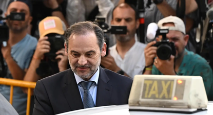 Corrupción en España: Ábalos dice al juez que no cobró coimas y que no se reconoce en los audios de Koldo