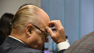 Contador al que Alberto Iglesias le dio US$ 250.000 en una caja de championes: Me dijo que yo tenía que decir que eran un préstamo que le había hecho a Casa de Galicia