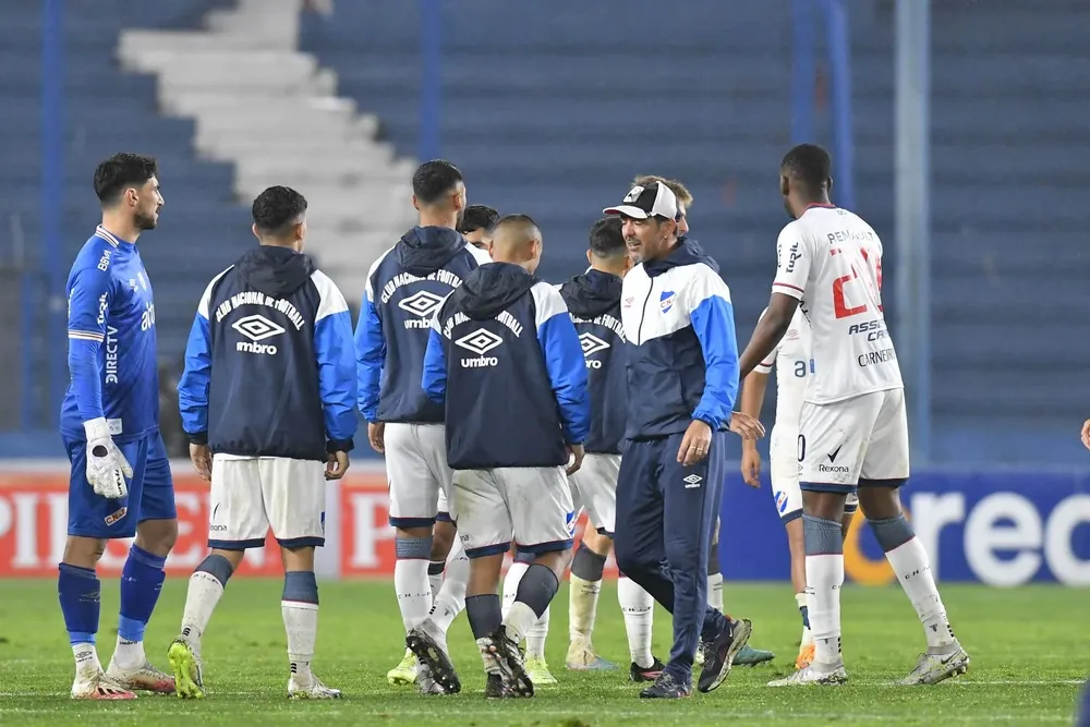 Nacional frente a Deportivo Maldonado