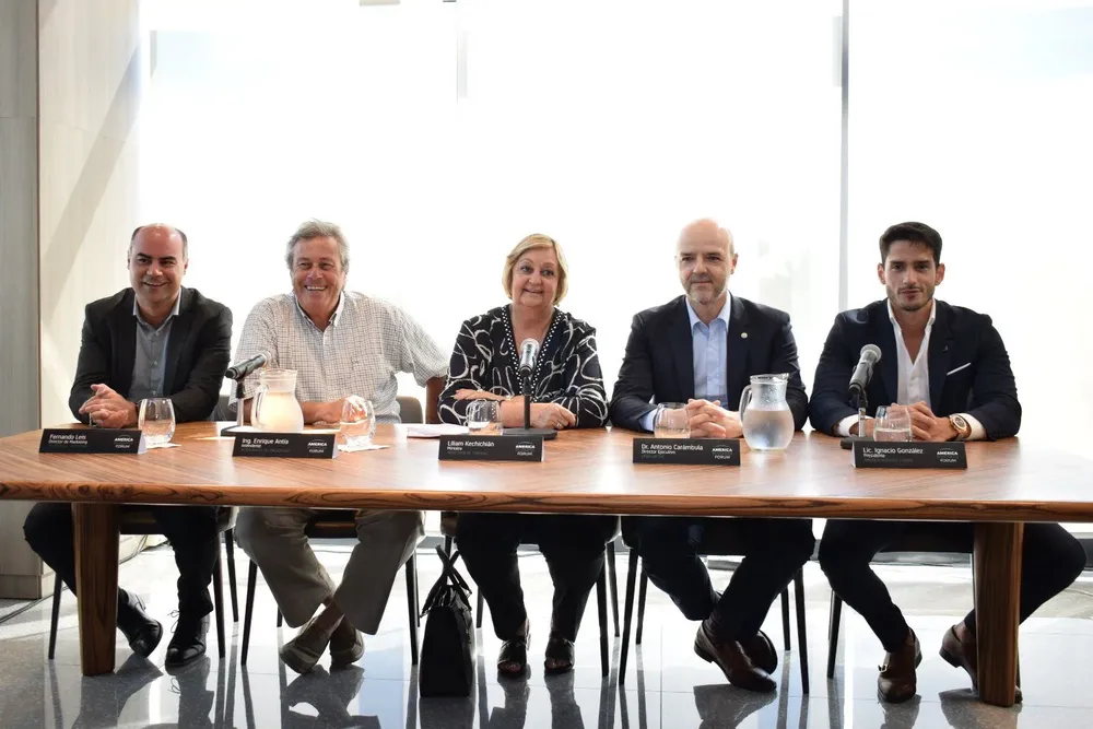 Fernando Leis, Enrique Antia, Liliam Kechichian, Antonio Carambula e Ignacio González