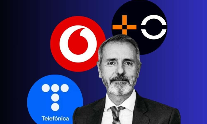 Marc Murtra, presidente de Telefónica junto a los logos de MasOrange y Vodafone