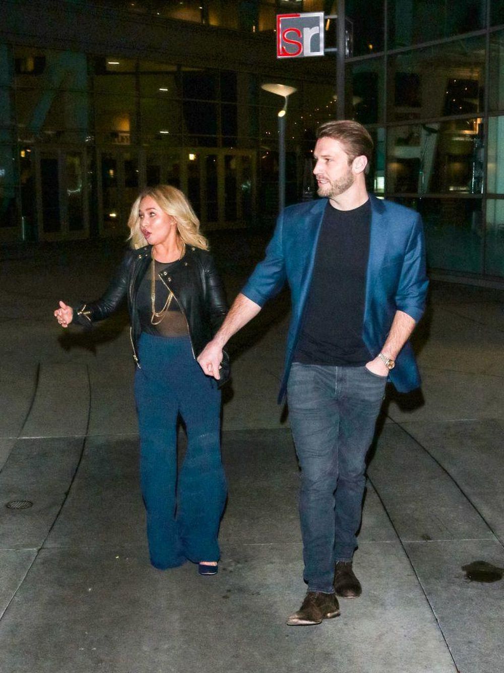 El exnovio de Panettiere Brian Hickerson estaba con ella cuando llegaron los servicios de emergencia.