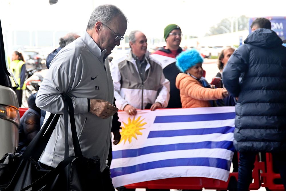 Marcelo Bielsa previo al último viaje por las Eliminatorias para el Mundial 2026 con la selección uruguaya