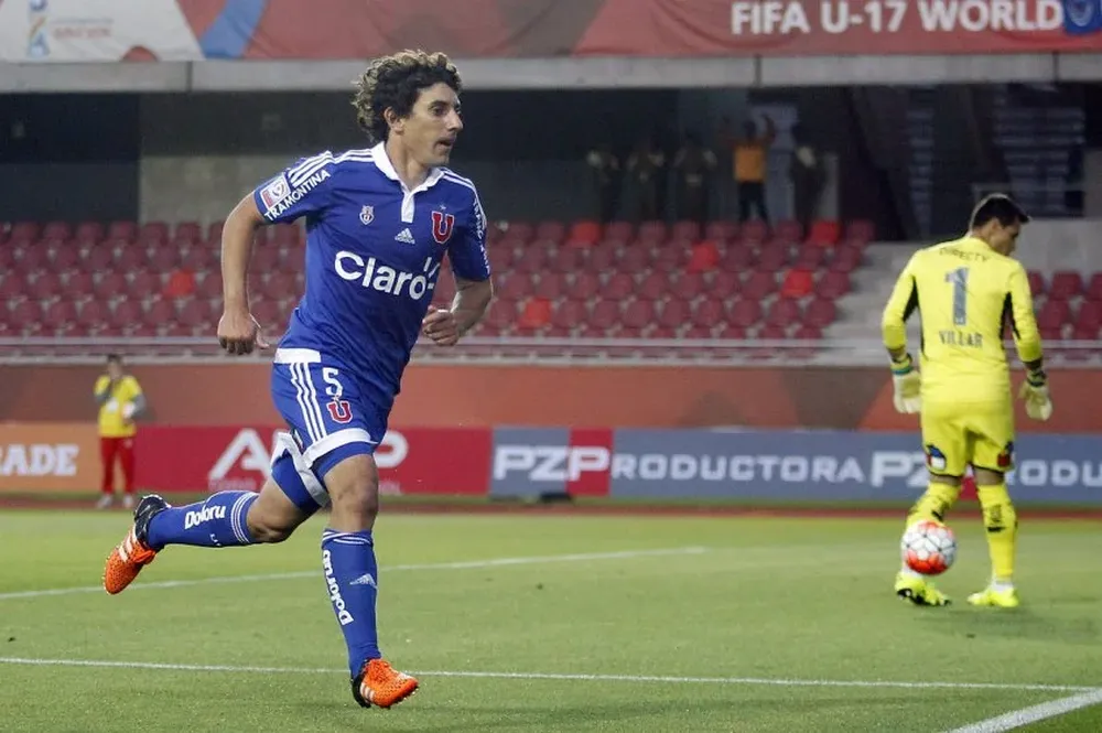 Corujo marcó un golazo para la U