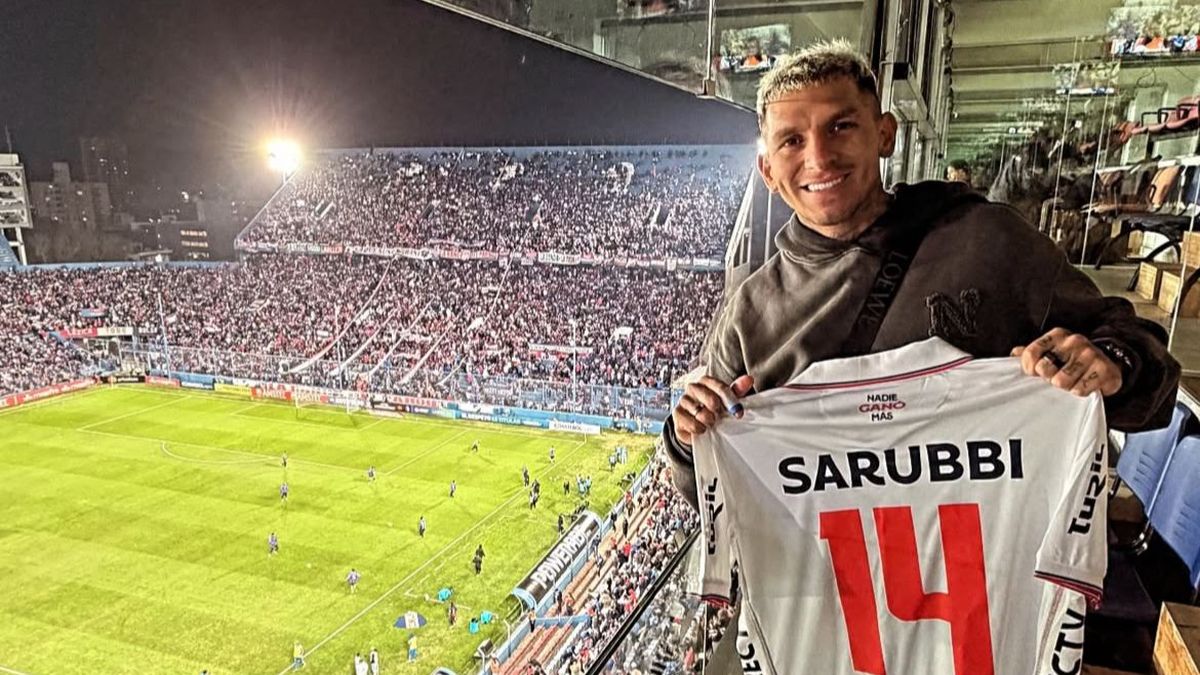 Lucas Torreira fue al Gran Parque Central y volvió a hablar de su deseo de jugar en Nacional: 