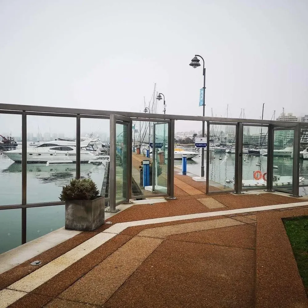 Acceso a la Marina 3 del puerto de Punta del Este