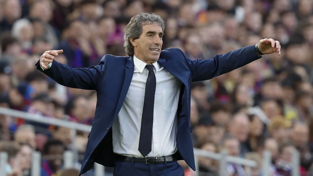 El DT uruguayo Guillermo Almada firmó con las Águilas del Am