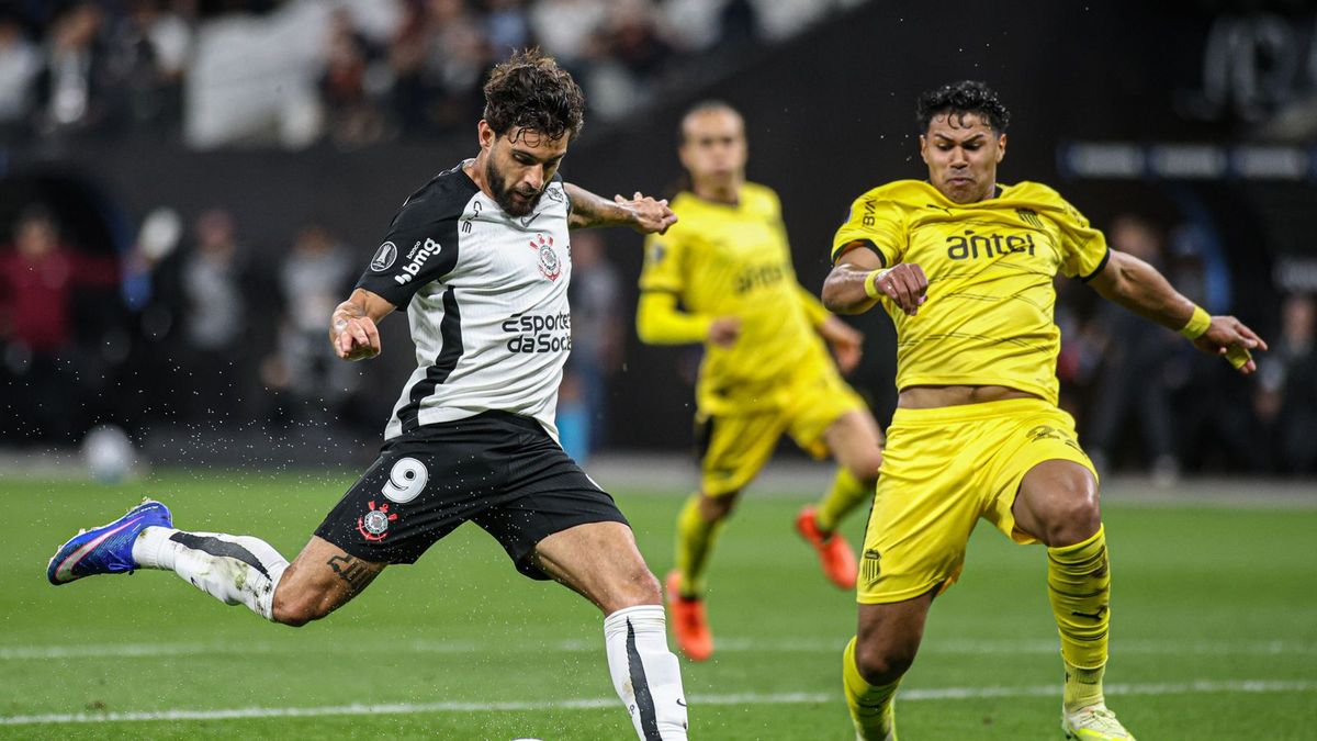 Diego Aguirre rectifica y pone a Facundo Álvez, de 19 años, a debutar en la Libertadores ante Corinthians — image 1