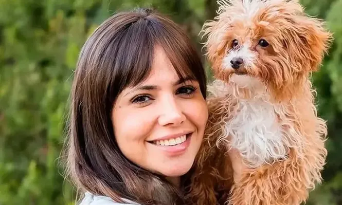 Romina Uhrig y Caramelo