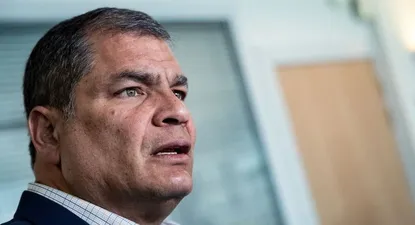 expresidente ecuatoriano correa denuncia fraude procesal por pedido de su captura