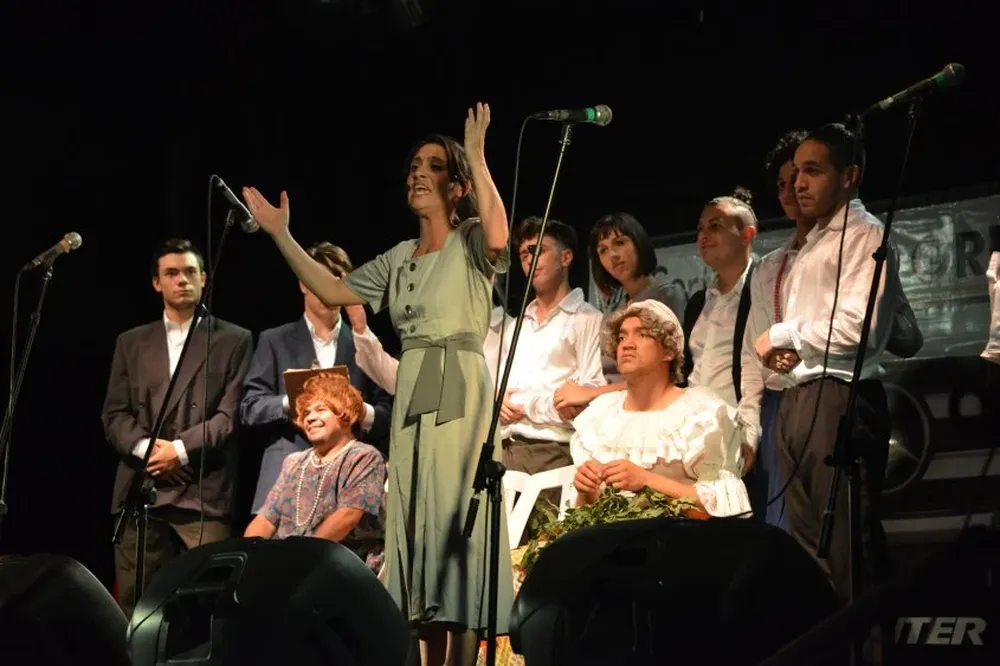 Zíngaros en una de sus presencias en el tablado Gigante del Buceo.