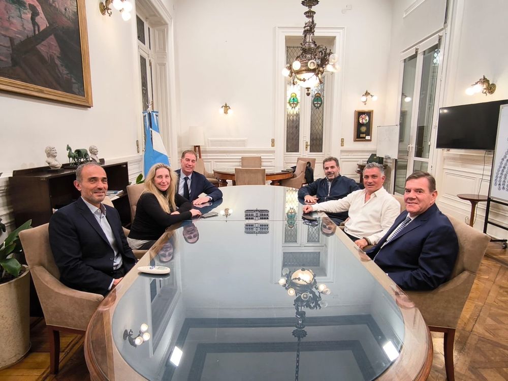 Karina Milei y Sebastián Pareja, de La Libertad Avanza, recibirán a Cristian Ritondo y Diego Santilli, armadores del PRO en la Provincia.