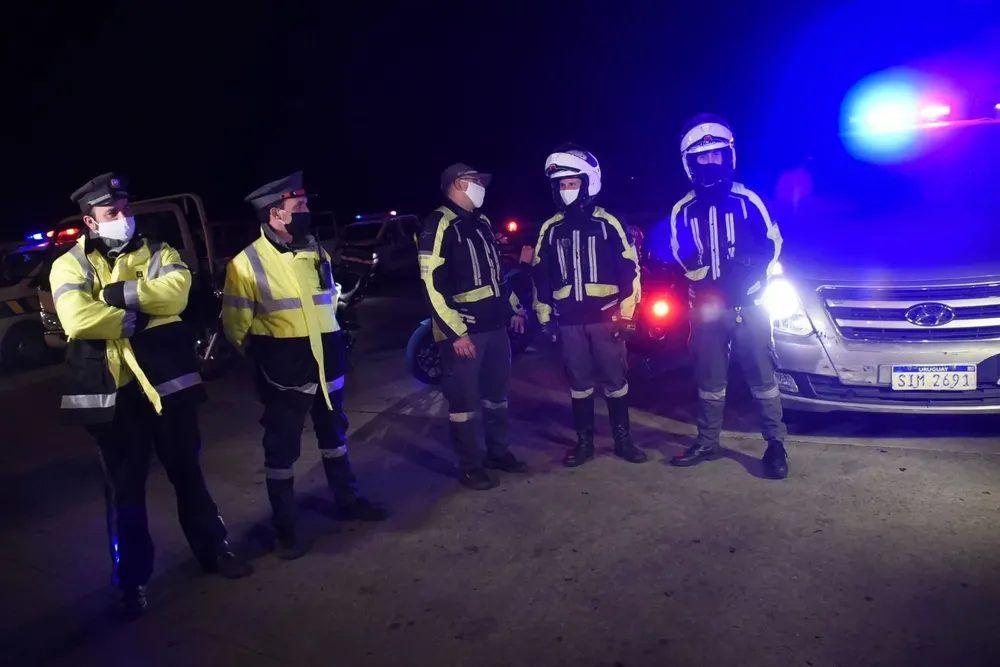 Intendencias mueven sus fichas en la noche