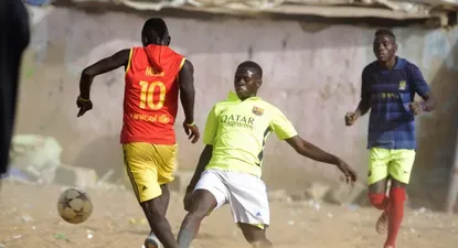 El éxodo suicida de los jóvenes futbolistas africanos