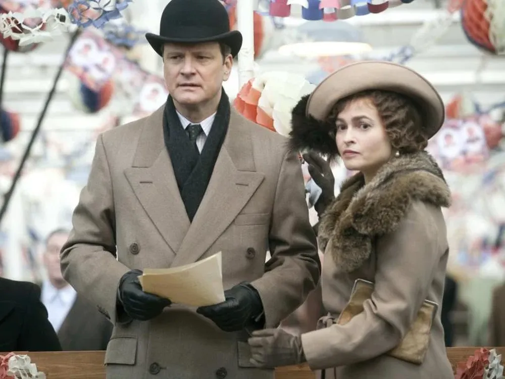Colin Firth encarna al rey Jorge VI y Helena Bonham Carter a la Reina Madre, en una escena de The Kings Speech.