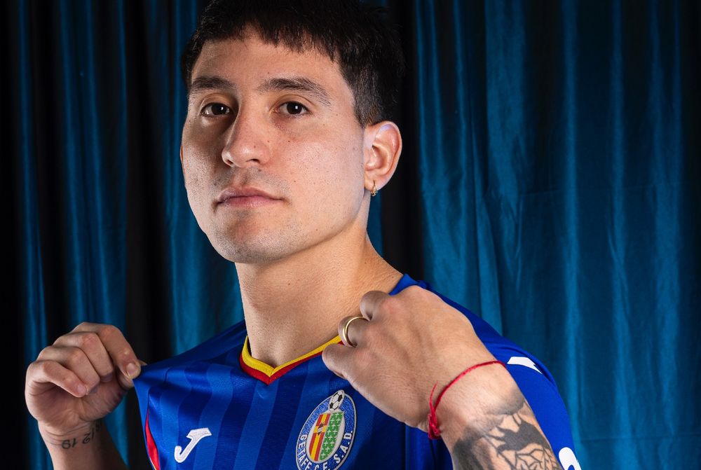 Martín Satriano firmó contrato con Getafe de España
