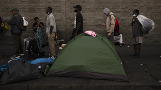 “Restaurar el orden”: Trump autoriza a los estados a remover a personas sin hogar de las calles