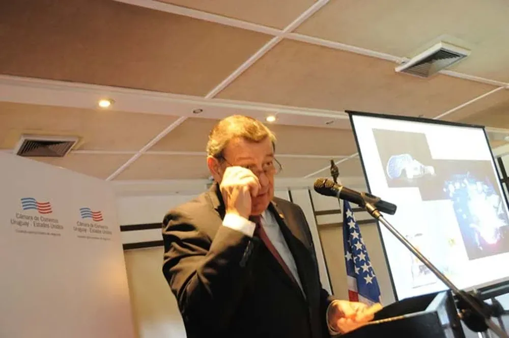 Rodolfo Nin Novoa expuso en el Club de Golf ante empresarios. N. Garrido