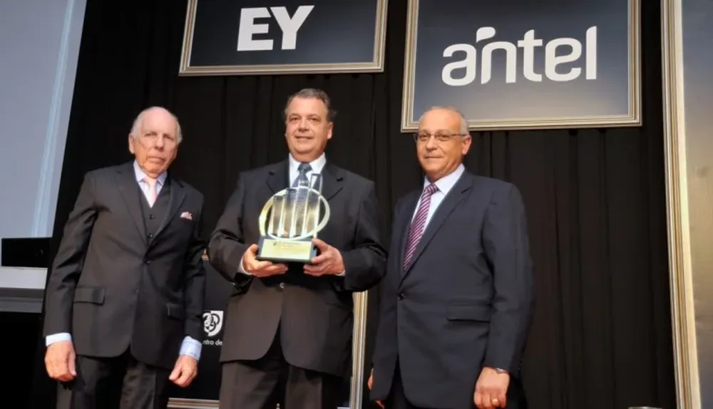 Gabriel Rozman, John Cristian Schandy y Luis Montone