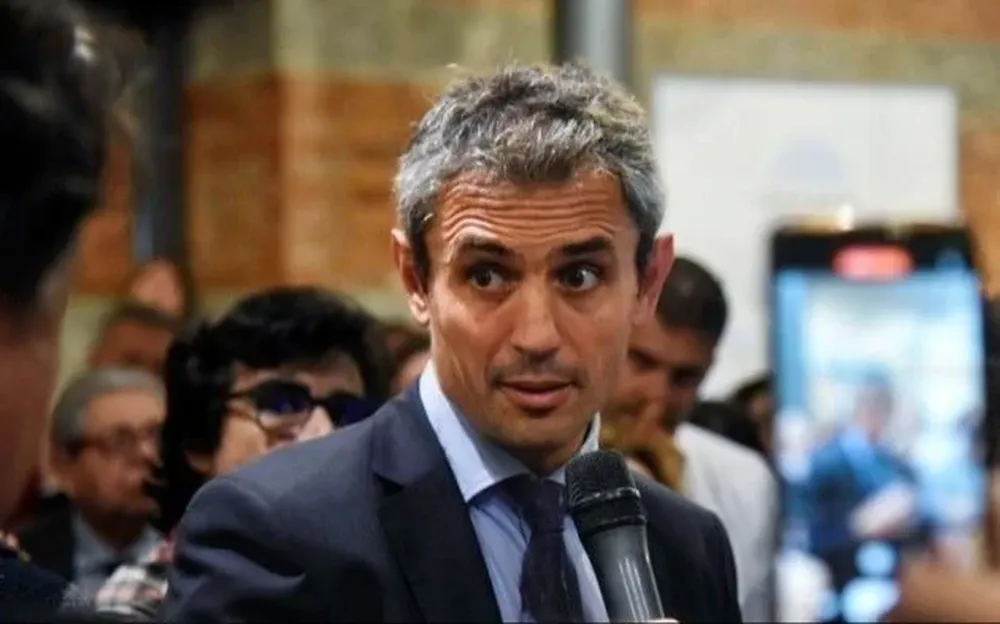 Martín Menem, presidente de la Cámara de Diputados, avanza en las negociciones en el marco de las sesiones extraordinarias.&nbsp;