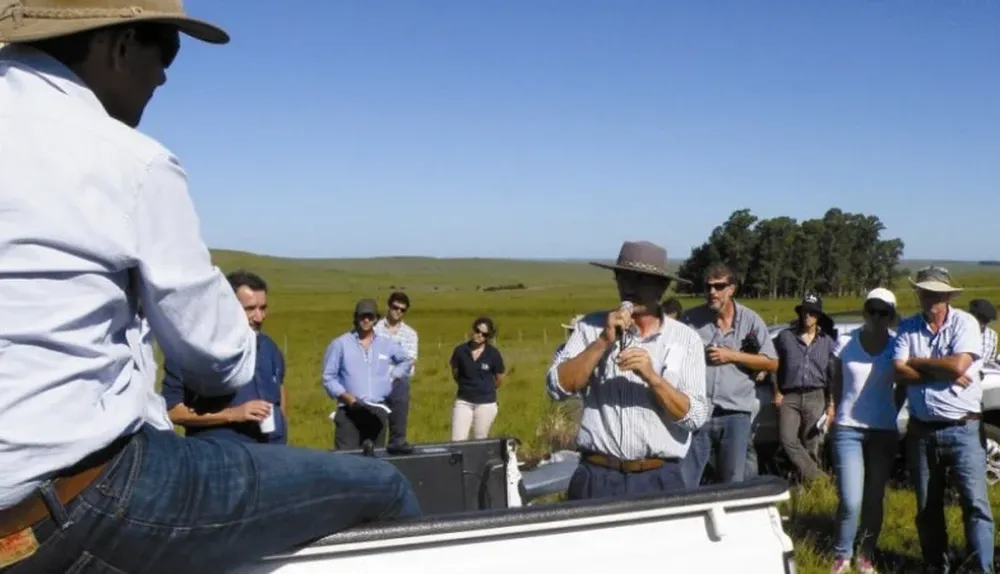 Jornada de campo en el establecimiento El Galpón, en Salto