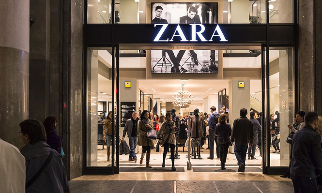 Fachada de uno de los locales de Zara