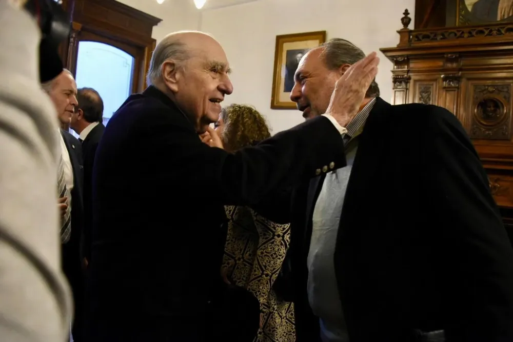 Blancos y colorados se reúnen