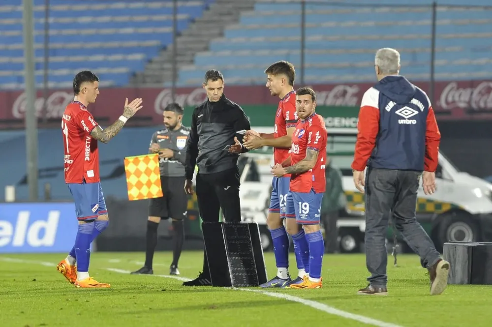 Los cambios de Gutiérrez: Damiani, Trezza y Chagas juntos