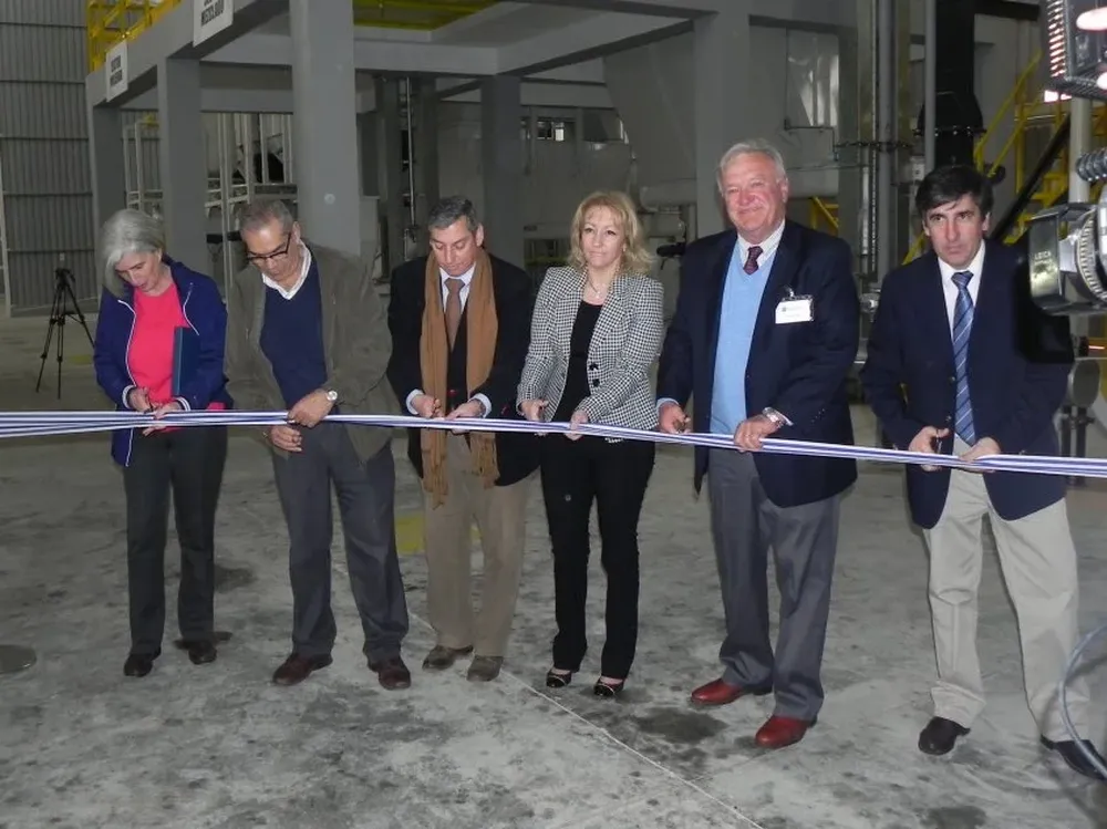 Naveiro, Benech, Enciso, Cosse, Storey y Scremini inauguraron el polo agroindustrial de Kilafen