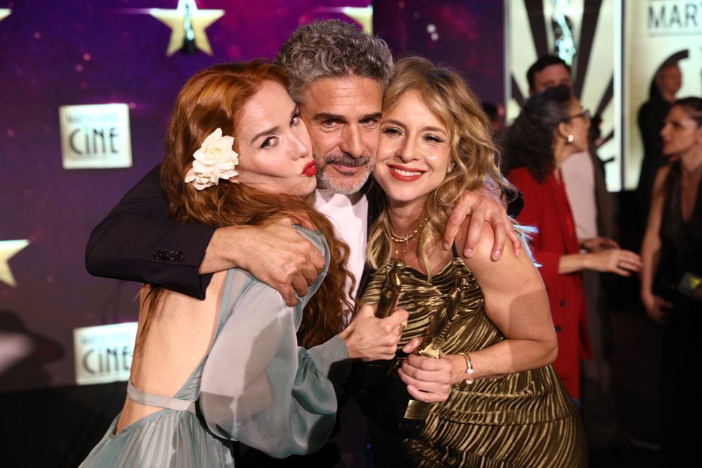 Natalia Oreiro, Leo Sbaraglia y Carla Peterson. Natalia Oreiro, Leo Sbaraglia y Carla Peterson. 