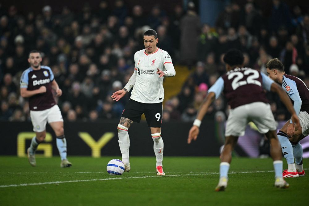 Darwin Núñez de Liverpool ante Aston Villa