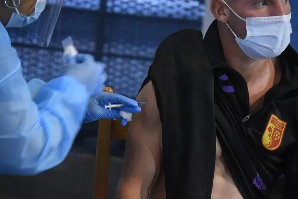 Villa Española fue de los últimos equipos en vacunarse el jueves