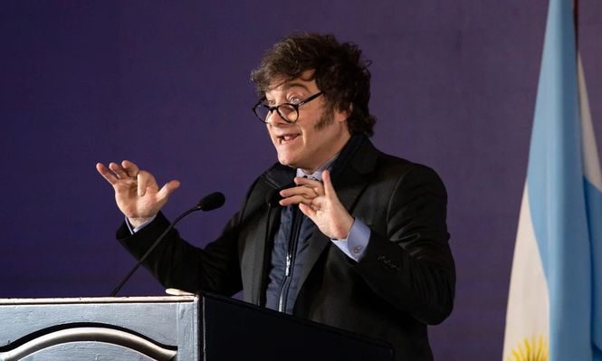 Javier Milei aseguró que Alberto Fernández cometió delitos aberrantes y que está orgulloso de haber eliminado el Ministerio de Mujeres
