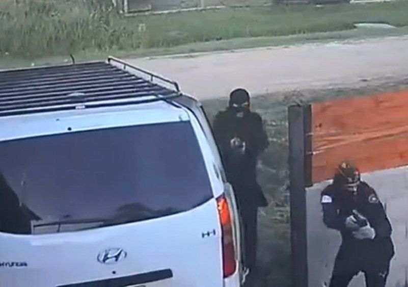 Se hicieron pasar por policías y atacaron a tiros casa en Pinar Norte