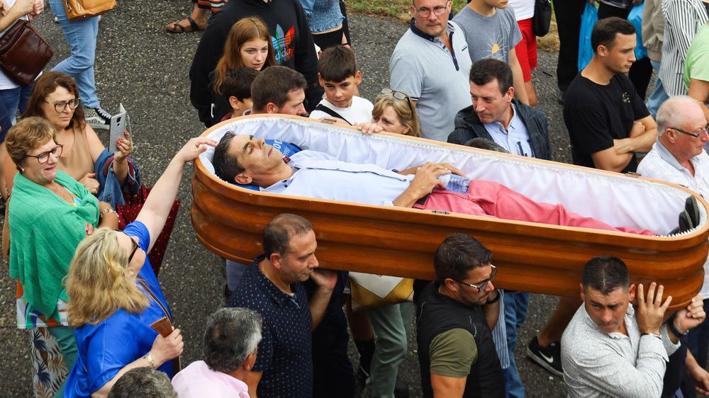 Jorge Cotiño se "ofreció" a la santa en 2023 cuando estuvo a punto de morir en el hospital.