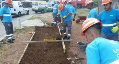 Gobierno prepara medidas para frenar el deterioro del mercado de trabajo
