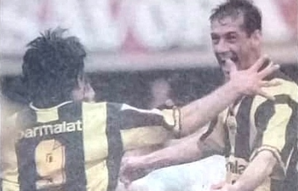 Juan Carlos De Lima y un festejo decisivo para Peñarol