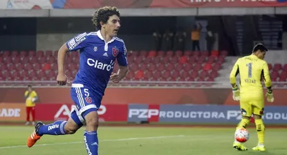 Corujo marcó un golazo para la U