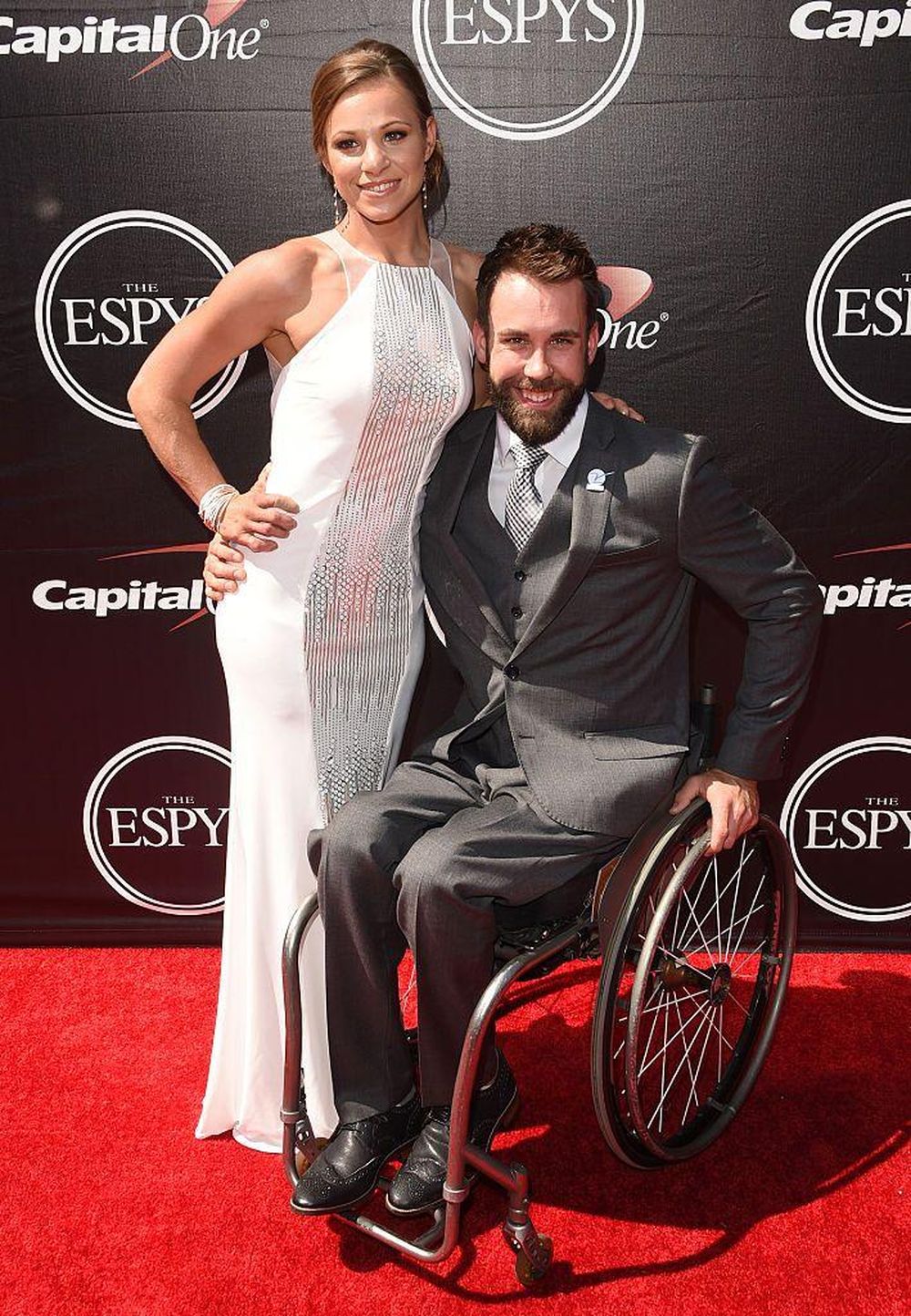 Oksana es pareja del también deportista paralímpico Aaron Pike, quien hace esquí, biatlón y participa en carreras en silla de ruedas. En el futuro ella quisiera tener su propia familia.