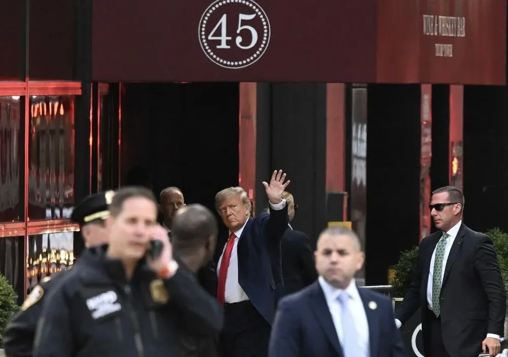 Trump llegando a la Trump Tower