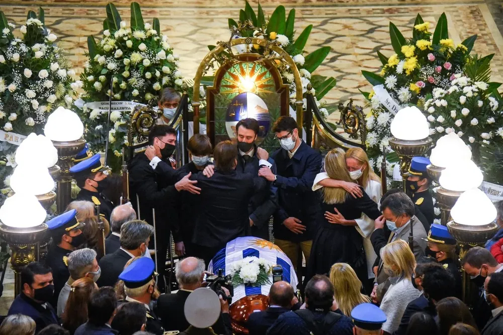 Así transcurrió el velatorio de Jorge Larrañaga