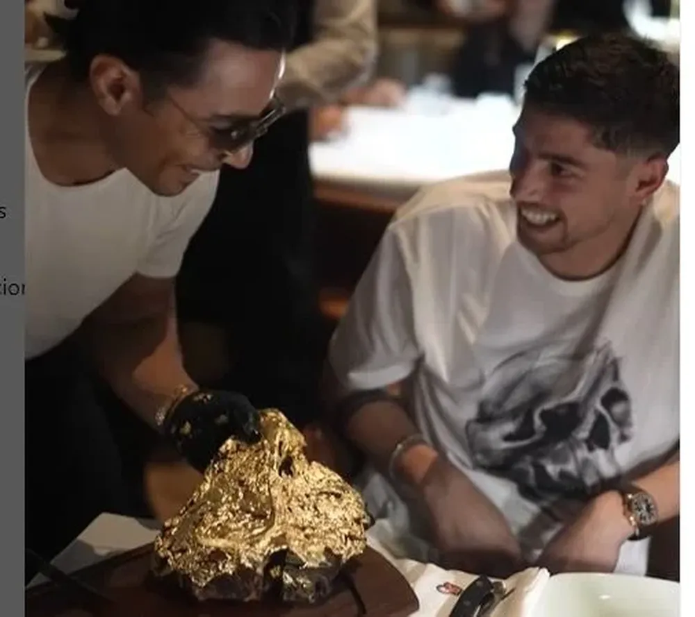 Federico Valverde y Salt Bae