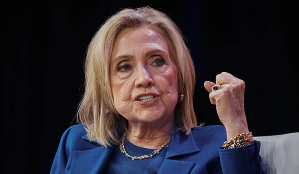 Hillary Clinton testifica ante el Congreso por el caso Epstein y exige que Trump declare bajo juramento