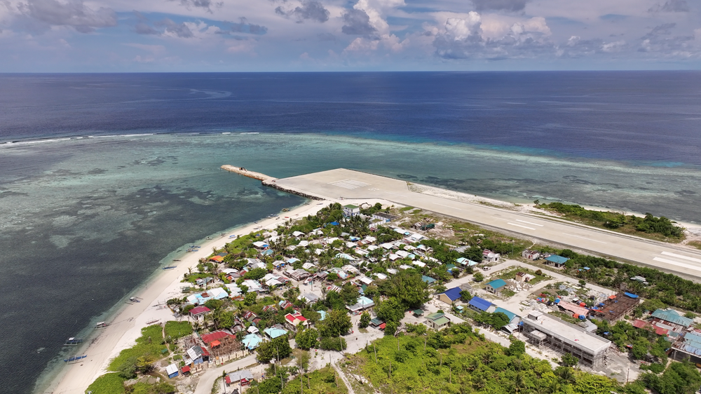 La isla de Pagasa alberga a unas 300 personas.